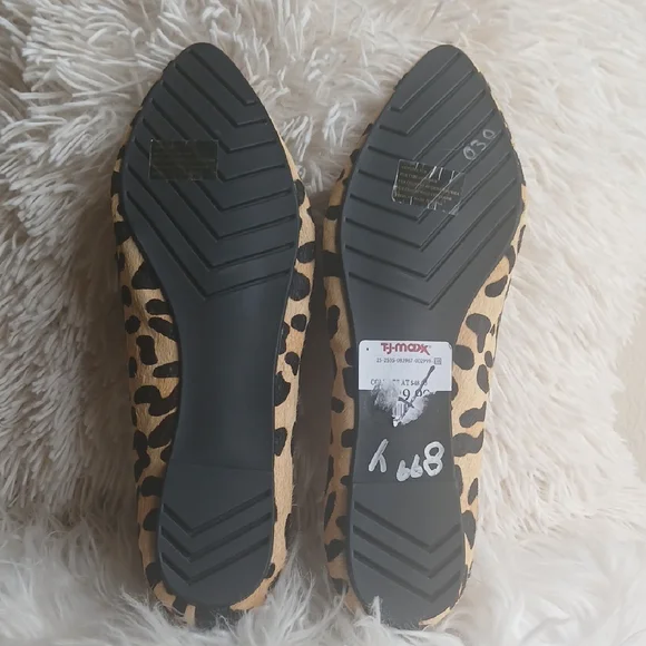 Me Too Tan and Black Leopard Print Flats with Rounded Toe - Picture 6 of 8